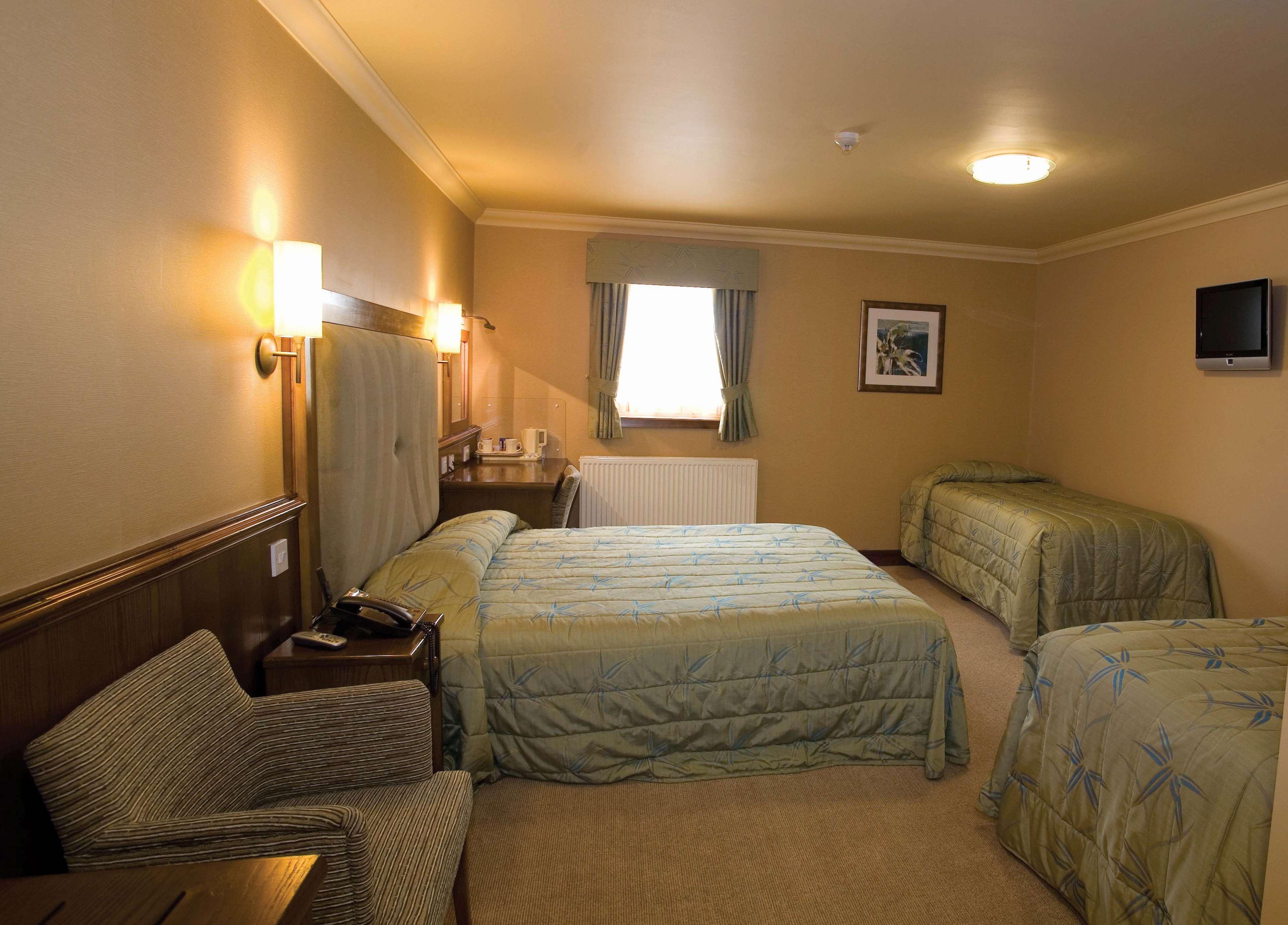 Best Western Plus Pastures Hotel Doncaster Exterior photo