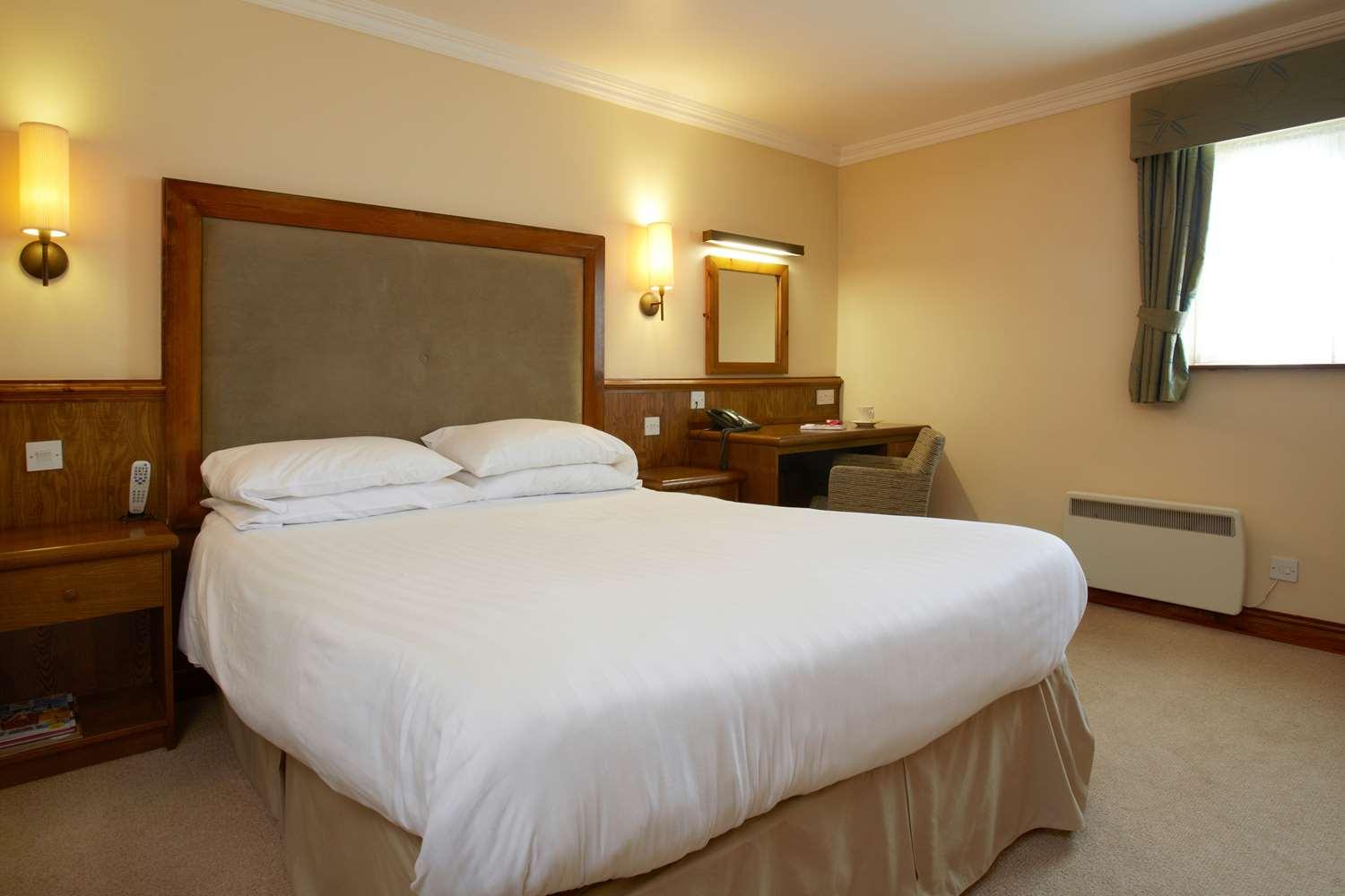 Best Western Plus Pastures Hotel Doncaster Exterior photo