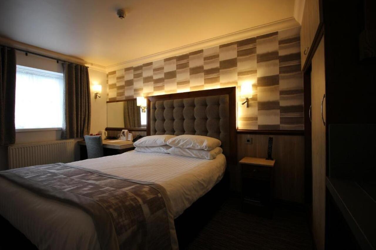 Best Western Plus Pastures Hotel Doncaster Exterior photo